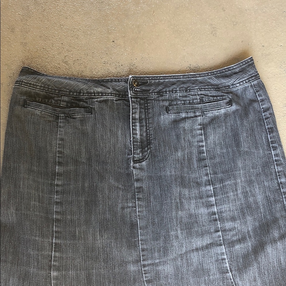 Women’s Maxi Denim Skirt - Washed Gray - Picture 5 of 10